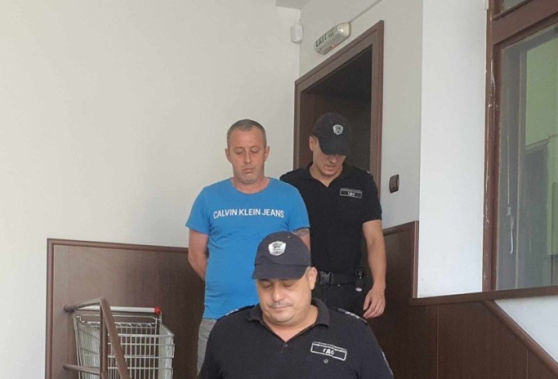 Върховният съд не пожали Цецо Пиромана, запалил 4 коли и заплашил със смърт двама
