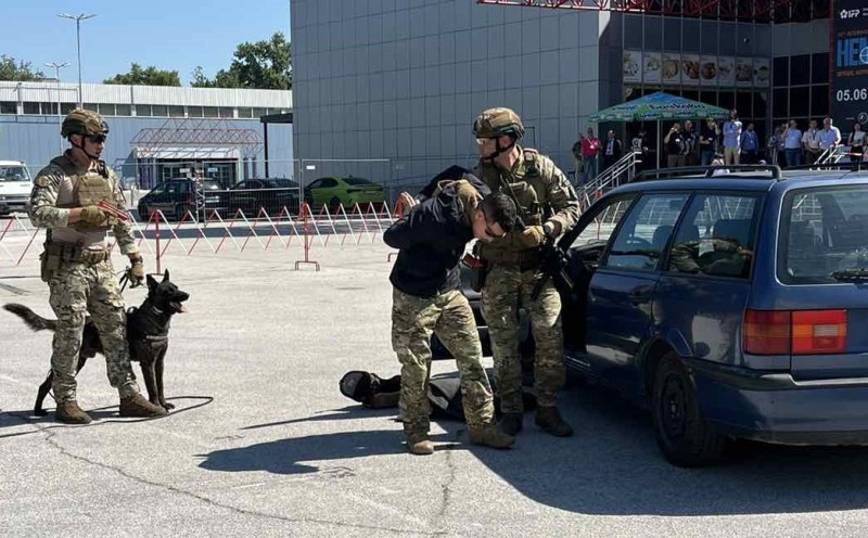 Специалните сили с демонстрации на способности в последния ден от “Хемус 2024“