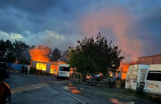 Пожар горя снощи в авторемонтна работилница в Труд