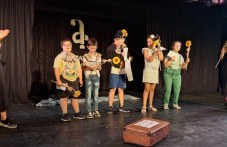 za-parvi-pat-plovdivska-stsena-detsa-365.jpg