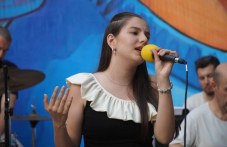14-godishna-plovdivchanka-pokoriava-687.jpg