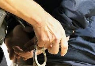 Съдят шофьор, опитал да подкупи полицаи край Цалапица