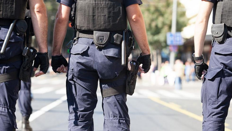 Полицаи излизат на протест днес