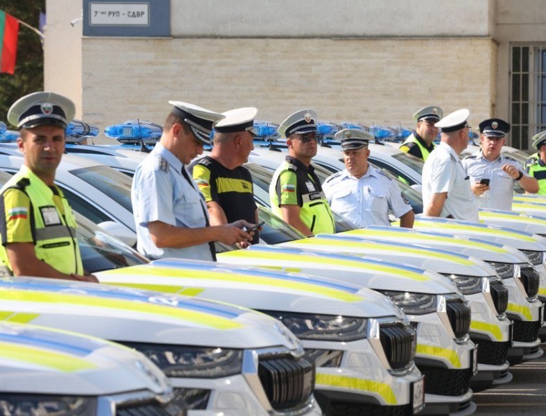 Нови 90 автомобила за “Пътна полиция“, 6 от тях - в Пловдив