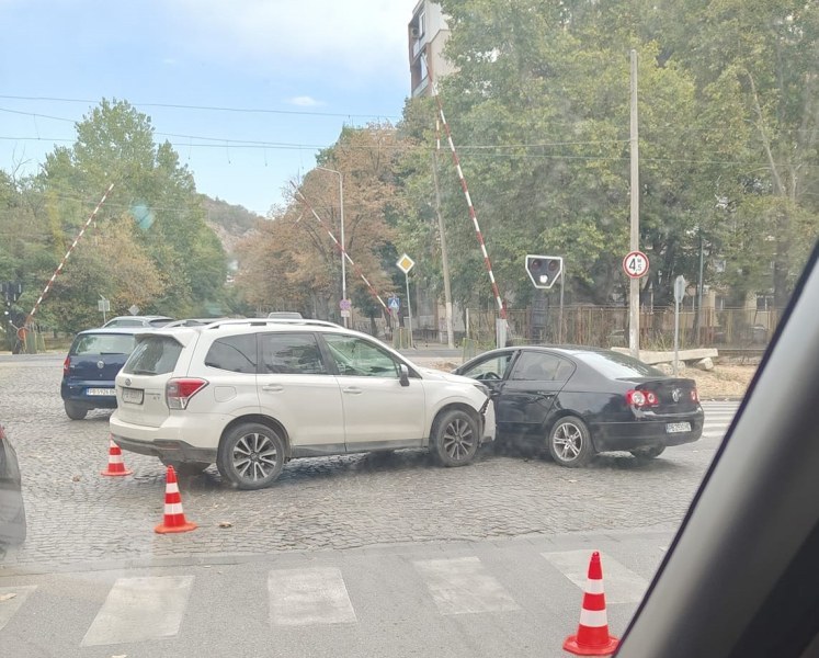 Катастрофа стана на кръстовище в Смирненски