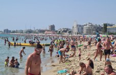 plazhove-po-rodnoto-more-gamzhat-074.jpg