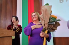 prof-hristina-yancheva-pochetno-764.jpg