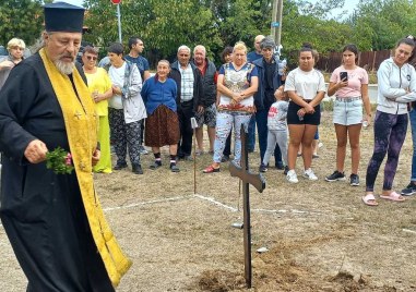 Правят молитвен дом в село Любен, ще бъде изграден изцяло от дарения