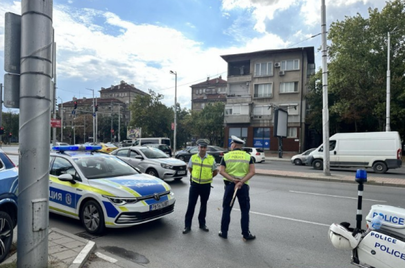 Акция на полицията в Пловдив: Провериха над 1400 превозни средства, глобиха и пешеходци