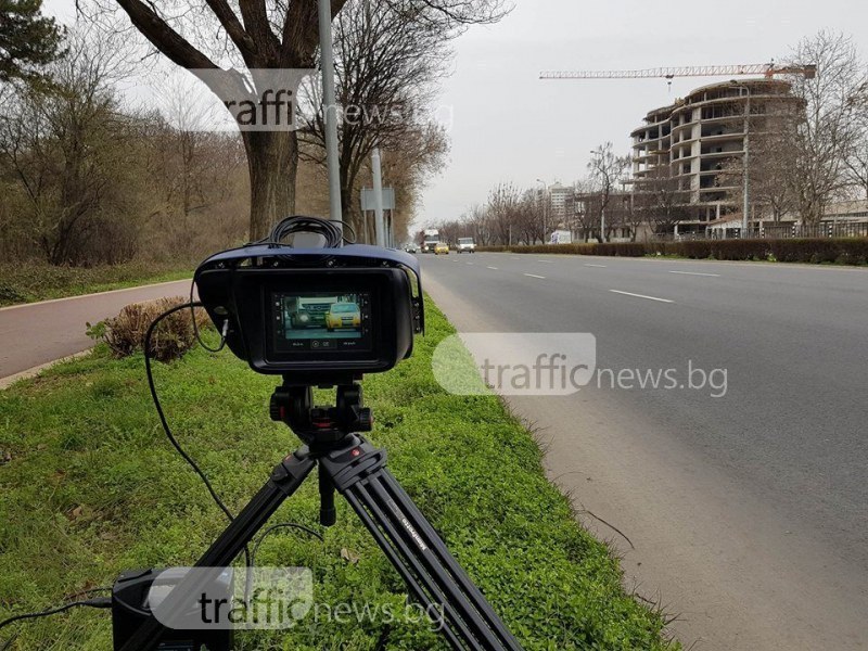 Вандал счупи тринога на пловдивската полиция и избяга