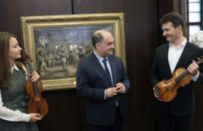 tsigulkite-stradivarius-i-guarneri-del-813.png