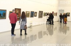 100 картини от голямата Калина Тасева “оживяват“ в изложба в Пловдив 100-kartini-goliamata-kalina-taseva-974.jpg