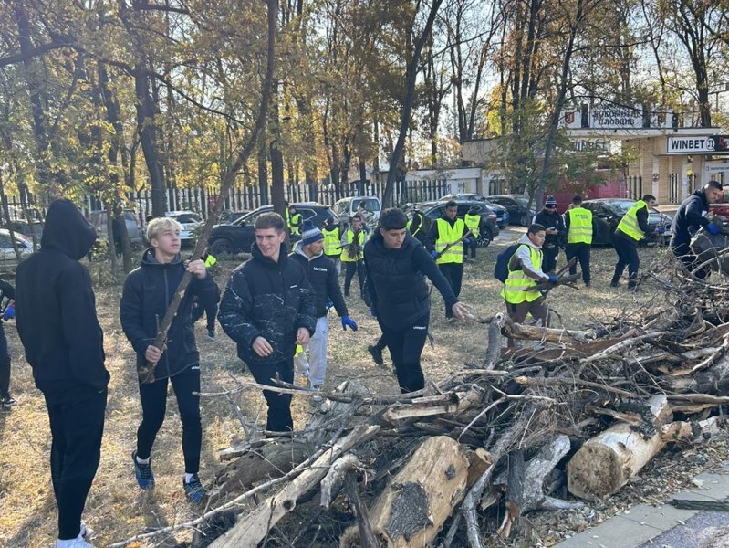 Фенклубът и децата от школата Локо участваха в “Мисия Лаута“