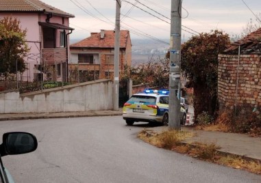 Жена е блъсната от кола в Куклен