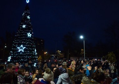 Тони Стойчева пожела светли празници и ще зарадва хората с различни културни и социални събития