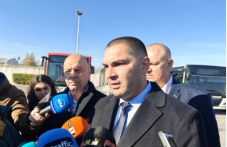 erol-sadakov-shofyorat-obizhdal-detsa-e-669.png