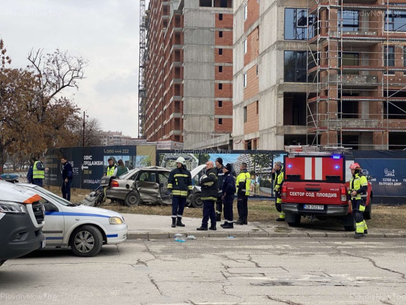 В тежко състояние са двама младежи, пострадали при катастрофи в Пловдив
