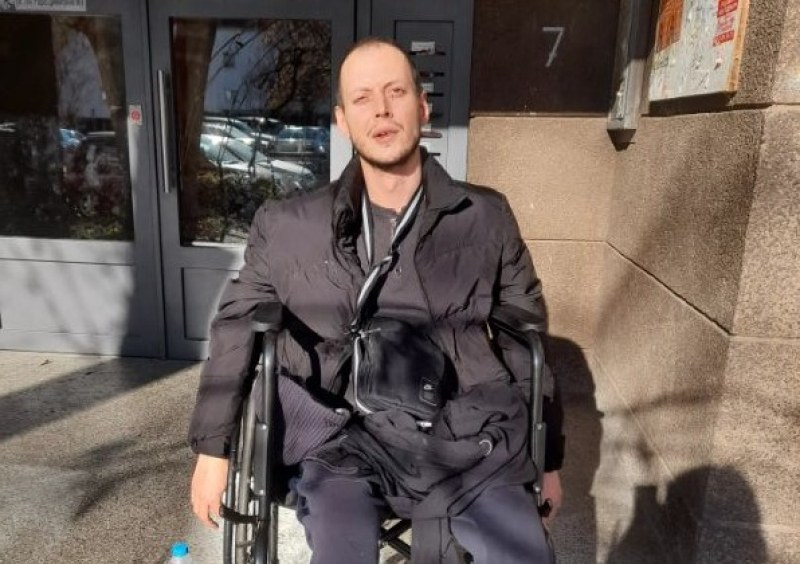 Пловдивчанинът Кристиан има нужда от помощ, за да се справи с коварна болест