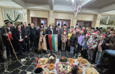 kmetat-pavel-mihailov-povede-koledarite-597-601.jpg