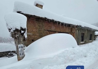 Пловдивски села все още са в “снежен капан“. В Бойково няма ток, част от селото е и без вода