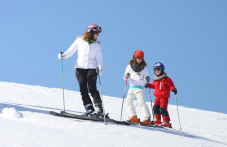 kade-e-nai-evtino-semeina-ski-vakantsiia-964.png