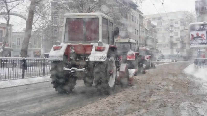 Зимата връхлита Пловдив – очаква се да натрупа сняг, „Чистота“ са готови за реакция