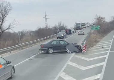 Тежка катастрофа е станала на пътя Пловдив - Бенковски