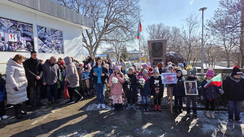 И Сопот почете паметта на Левски