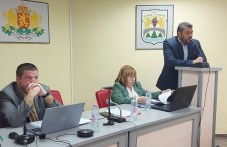 obshtinskiiat-savet-rodopi-glasuva-106-401.jpg
