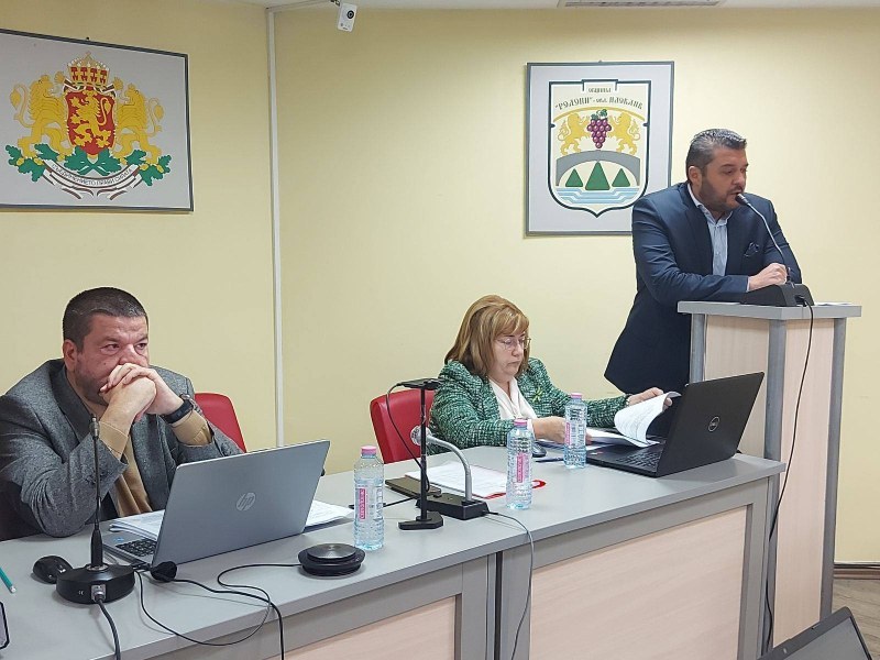 Местният парламент на „Родопи“ се обяви против кариерата край Първенец