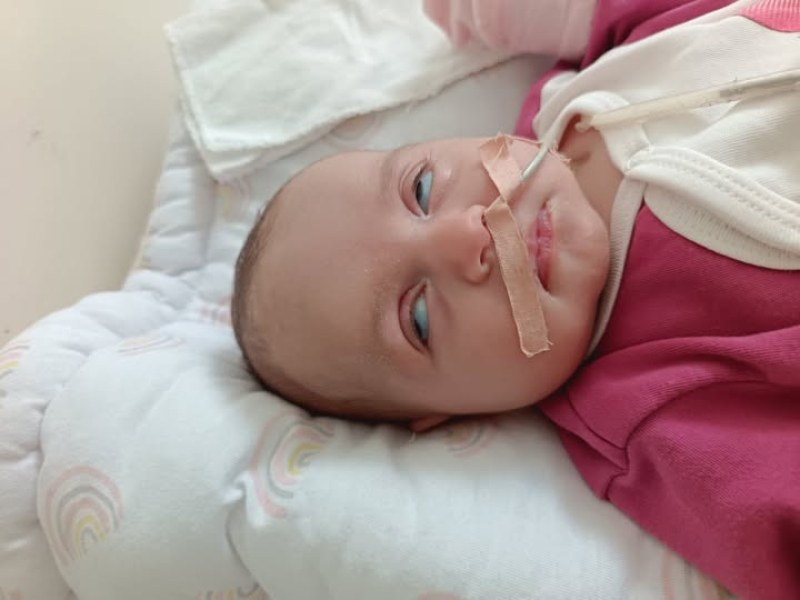 Бебе Ема отново има спешна нужда от нашата помощ