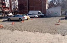 mazh-otkri-kolata-si-chetiri-nariazani-641.jpg