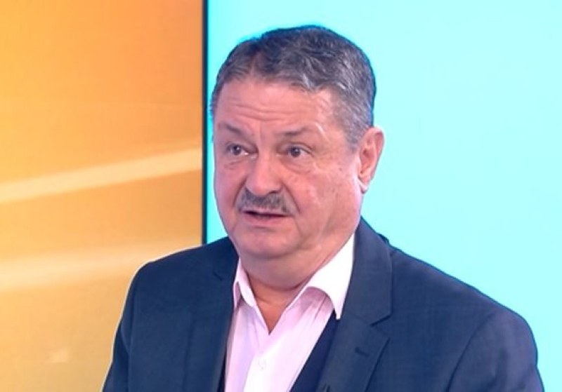 Проф. Рачев: Идва динамично време, ще нахлуе доста по-хладен въздух