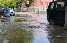 tezhka-avariia-navodni-ulitsa-tsentara-713-802.jpeg