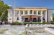 grad-parvomai-praznuva-dnes-153.png
