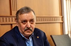 prof-kantardzhiev-12-000-sa-sluchaite-719.jpg