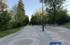 Лекари от Пловдив продължват да се борят за живота на 14-годишното момче, което падна от ел. тротинетка