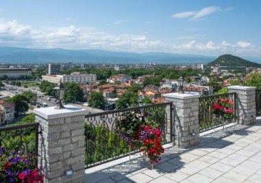 Слънце и облаци в неделя в Пловдив, денят ще бъде топъл
