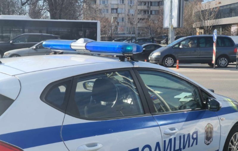 Пак агресия на пътя в Пловдив! Шофьор потроши огледало на чужда кола