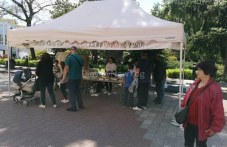 Кампанията „Книги за смет“ пристига този уикенд в Карлово и Пловдив