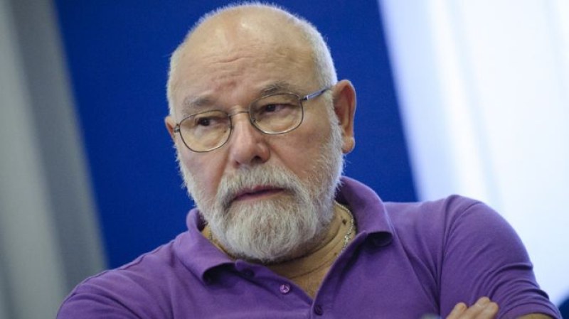 Владимир Зарев представя премиерната си книга „И аз слязох“ в Пловдив