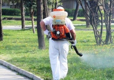 Пръскат за комари в Пловдив, вижте къде и кога
