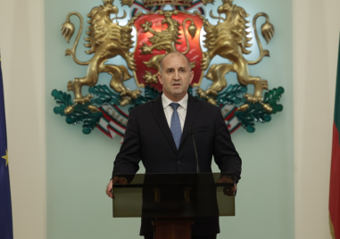 Президентът внесе в НС предложението за референдум