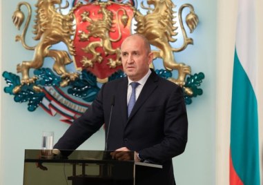 Наталия Киселова връща на президента искането за референдум за еврото