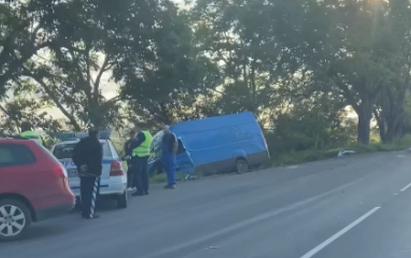 Съпругата на пострадалия в катастрофата край Кадиево: Колата е летяла в насрещното, без да спре