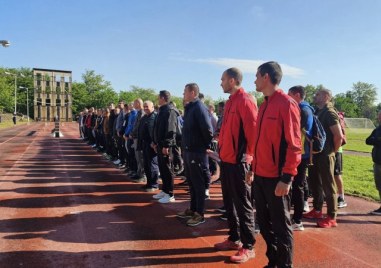 Пловдивски огнеборци мерят сили в състезание по пожароприложен спорт