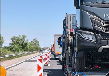 Огромно задръстване на АМ “Тракия“ край Пловдив