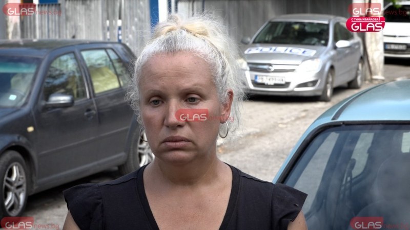 Майката на Митко: Няма такава пропаднала държава, колата катафалка се движи свободно из града