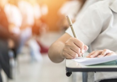 Изтеглиха варианта за матурата по БЕЛ