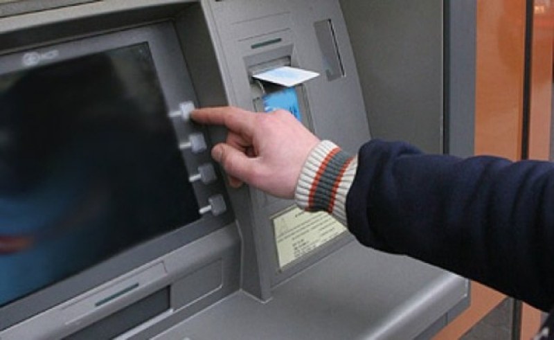 Пловдивчанинът, източил сметката на починала жена и продал колата ѝ, готви споразумение в съда